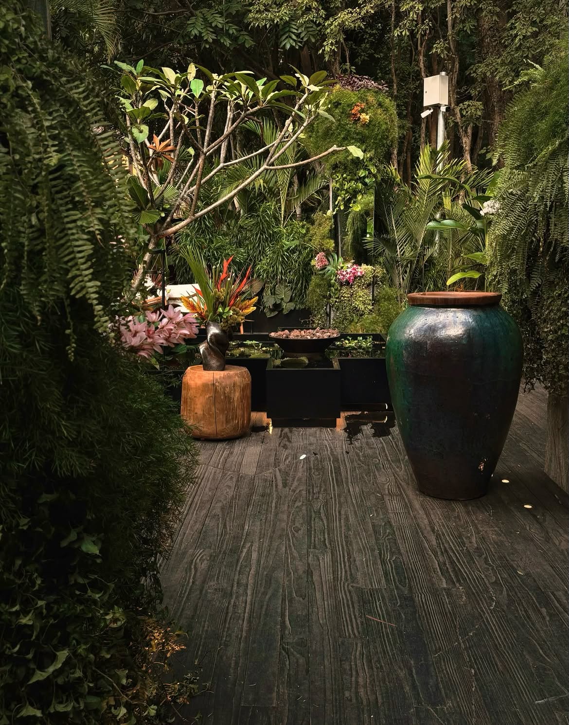 Deck da Casa Cor 2026 — Essenza Madeiras